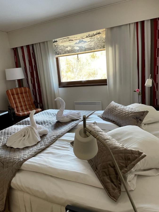 Eckeroe Hotell & Restaurang Bagian luar foto